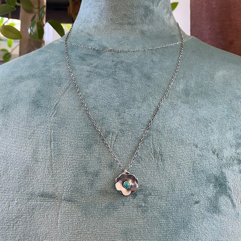 Dahlia Flower Necklace with Turquoise