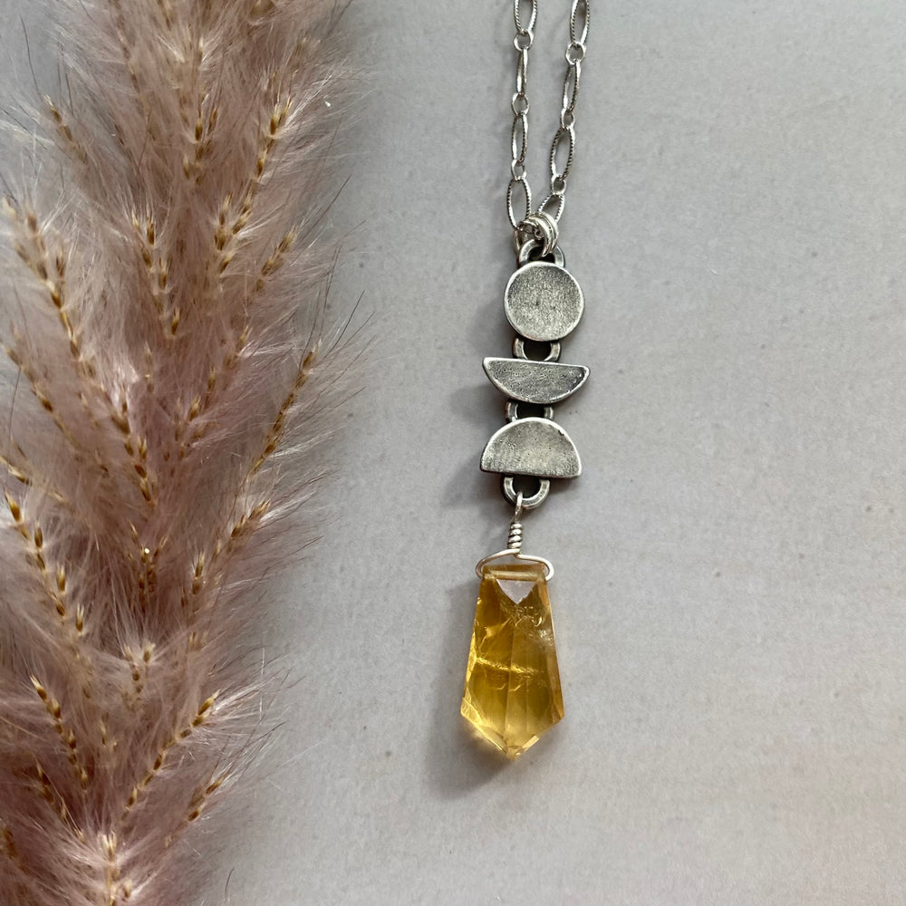 NEW Captivate Necklace