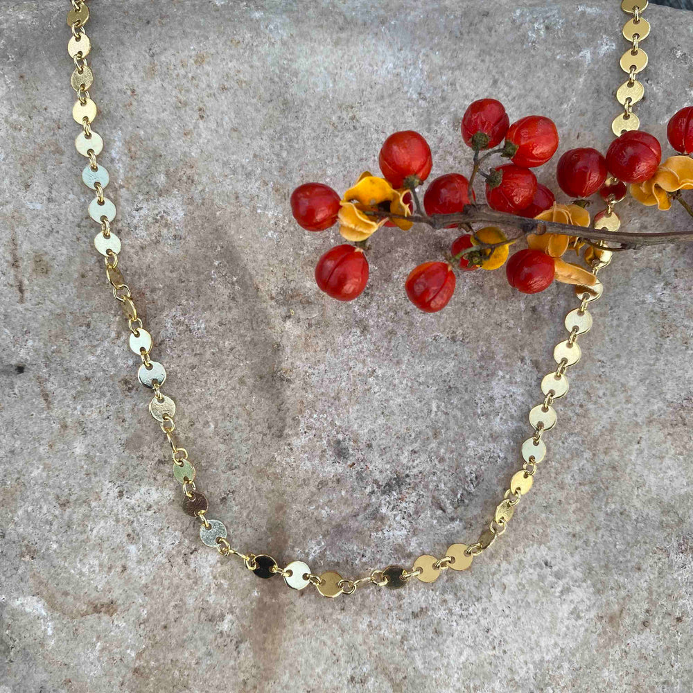 Pinpoint Necklace in Golden